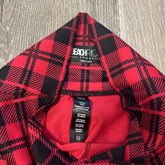 Beach Riot Active Set - Picture 5 of 7